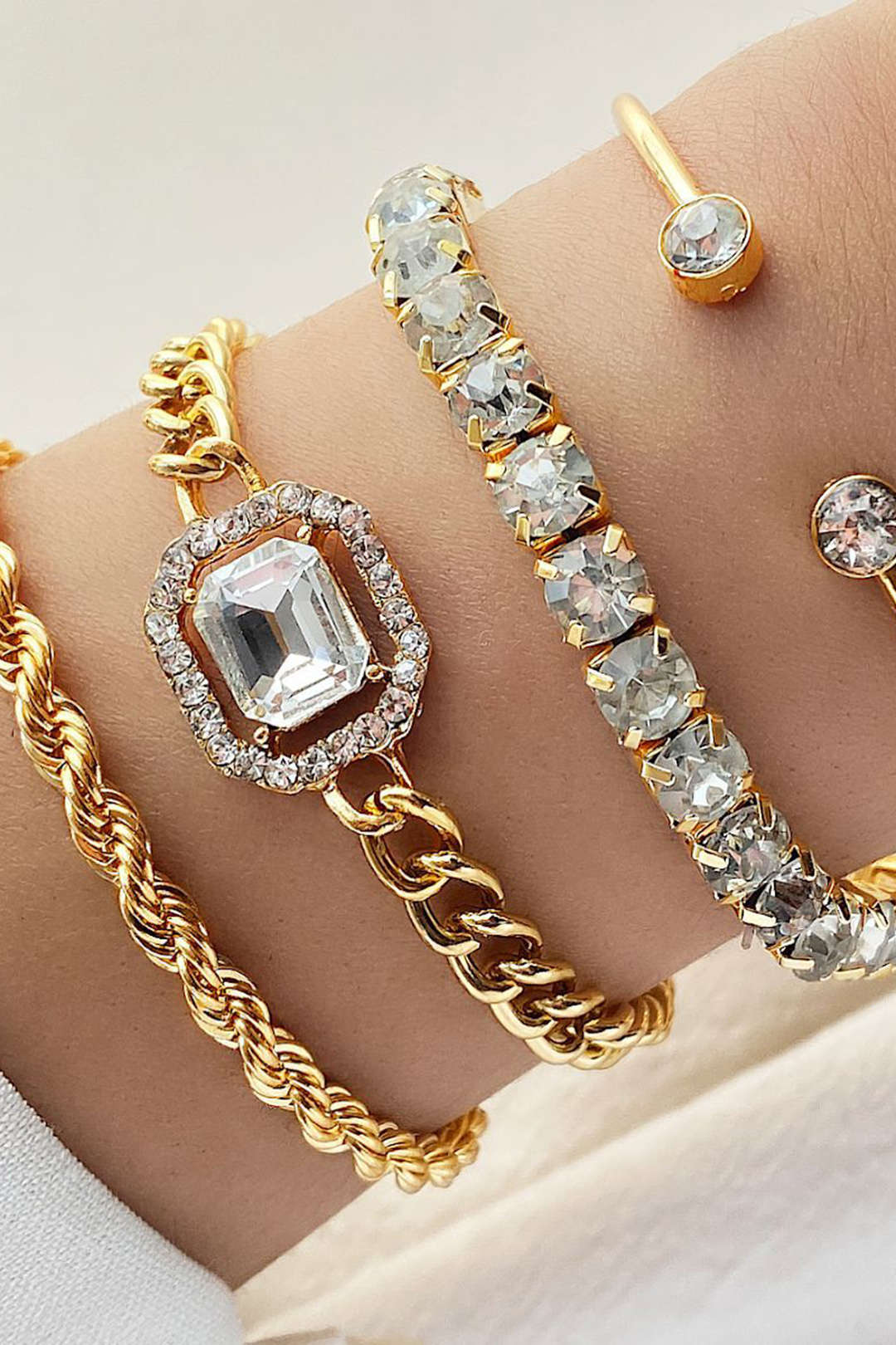 THE CHIC BRACELET SET | GOLD